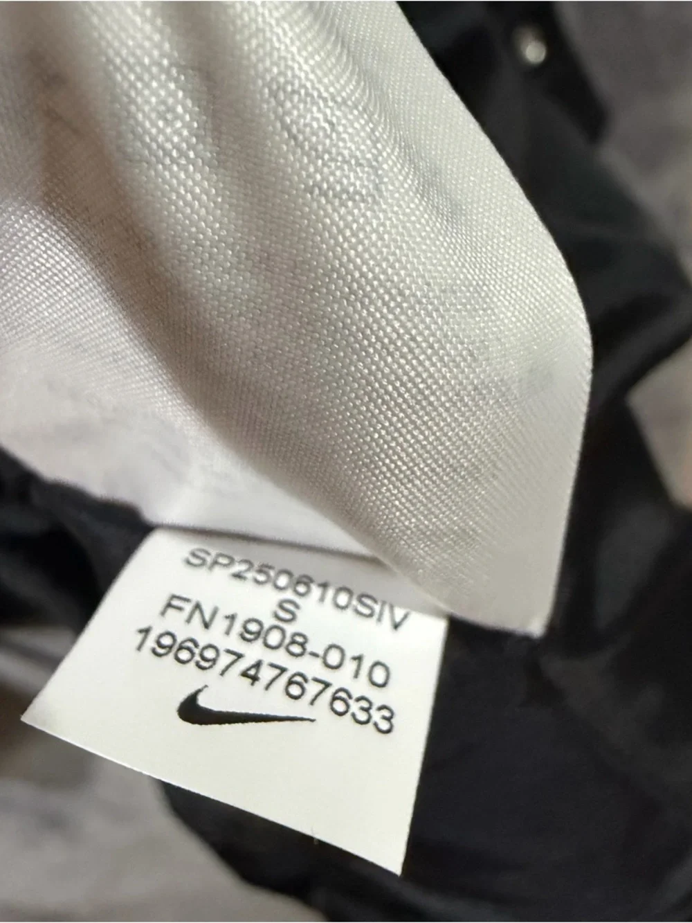 Nike Air Black Oversized Woven Bomber Jacket [FN1908-010] Women's Sz Small $135 - Picture 8 of 11